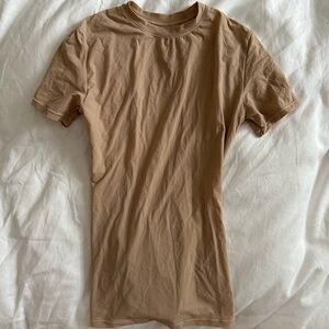 SKIMS fits everybody T-shirt nude colour xxs